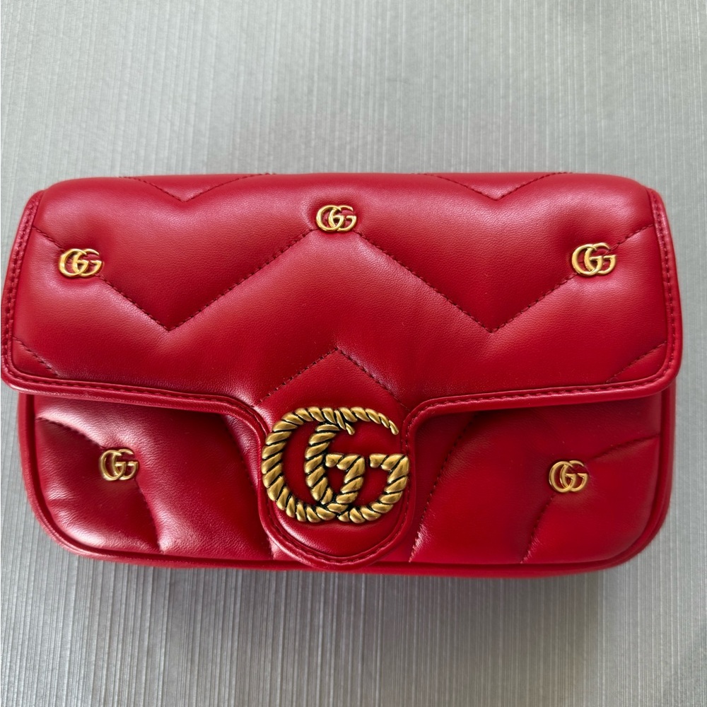 NWT Gucci Limited Edition Red Quilted Crossbody Bag w/ Slim Wallet - Picture 2 of 10